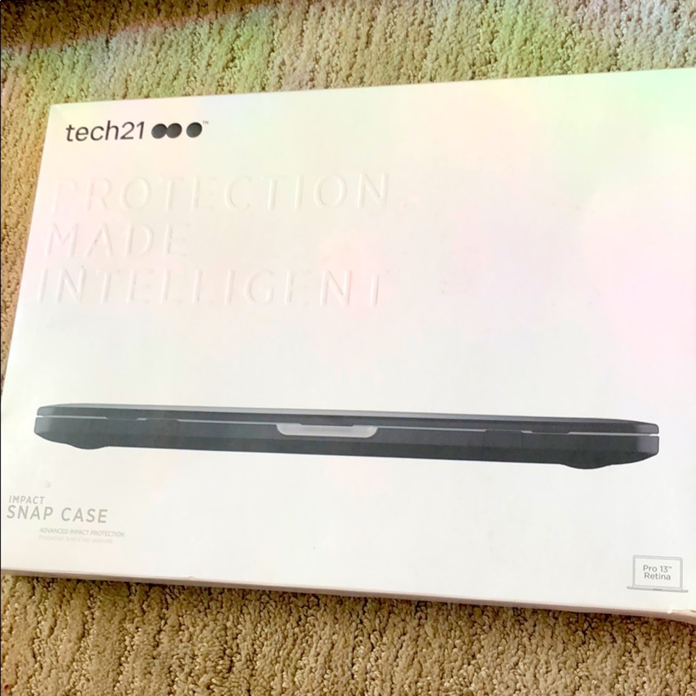 Tech 21 impact snap case